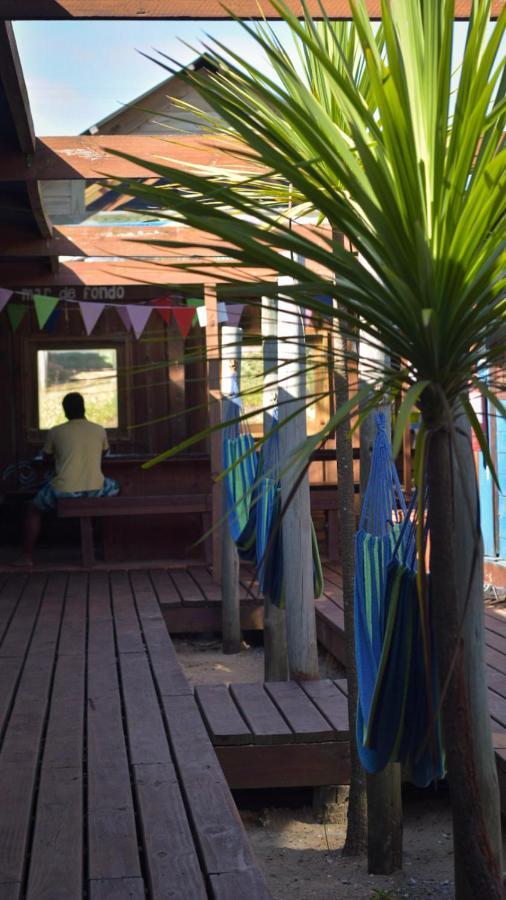 Mar De Fondo Hostel Punta Del Diablo Luaran gambar
